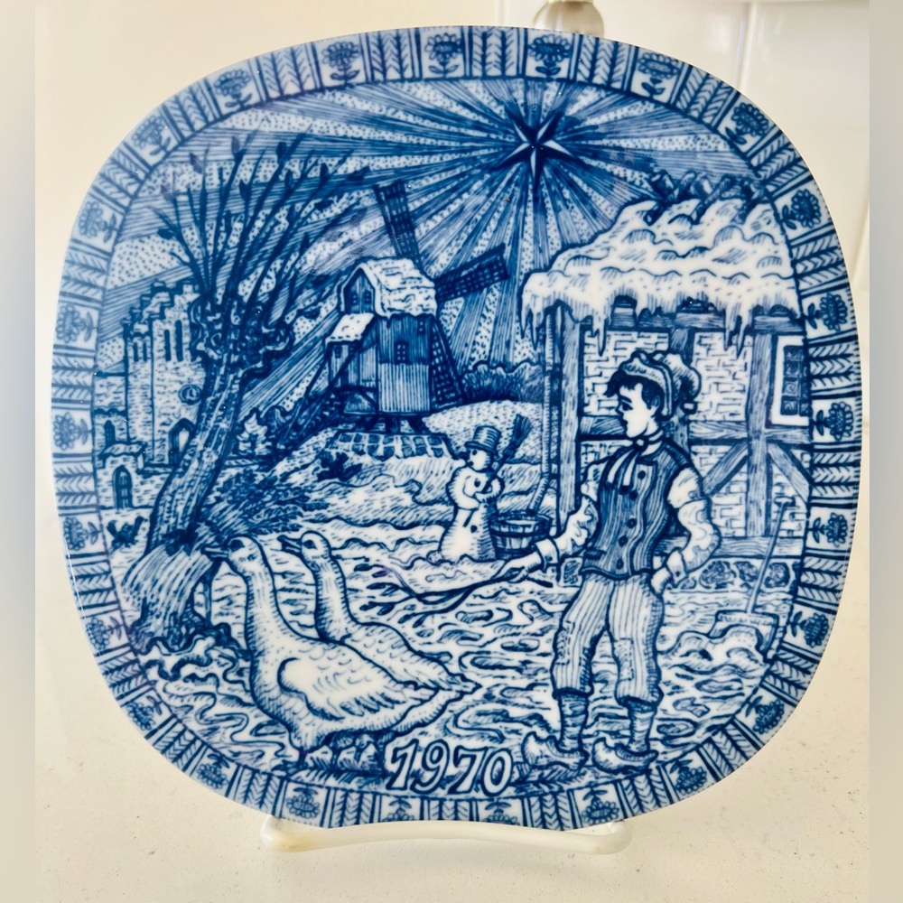 Vintage 🎄 1970 “Julen” Christmas Plate